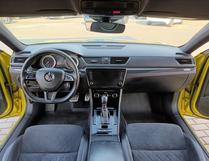 Škoda Superb Kombi 2,0 l 140 kw