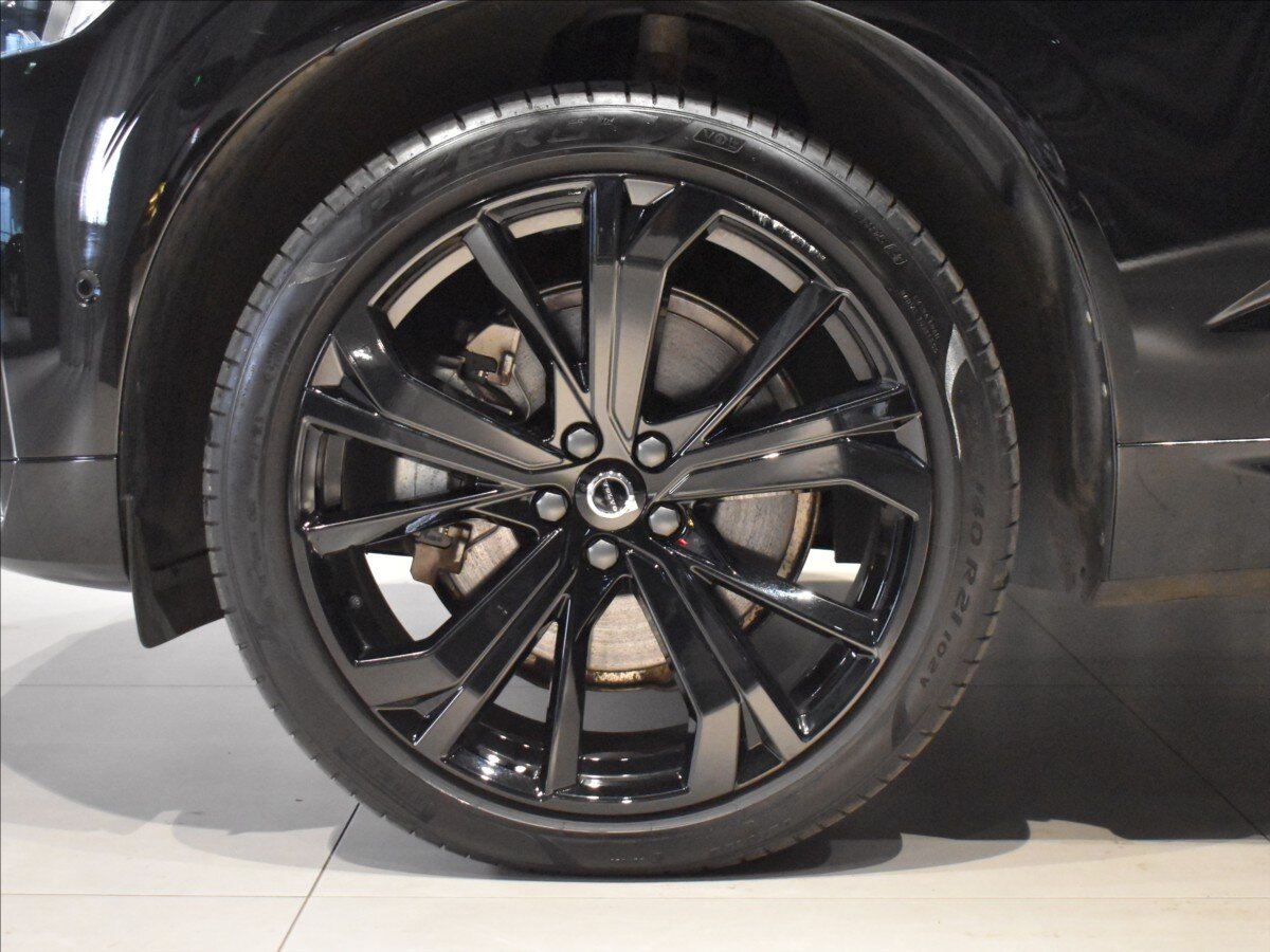 Volvo XC60 SUV / Terénní 2,0 l 257 kw