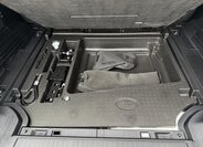 Land Rover Defender SUV / Terénní 3,0 l 147 kw