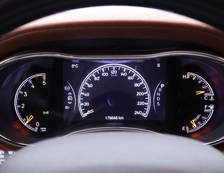 Jeep Grand Cherokee SUV 3,0 l 184 kw