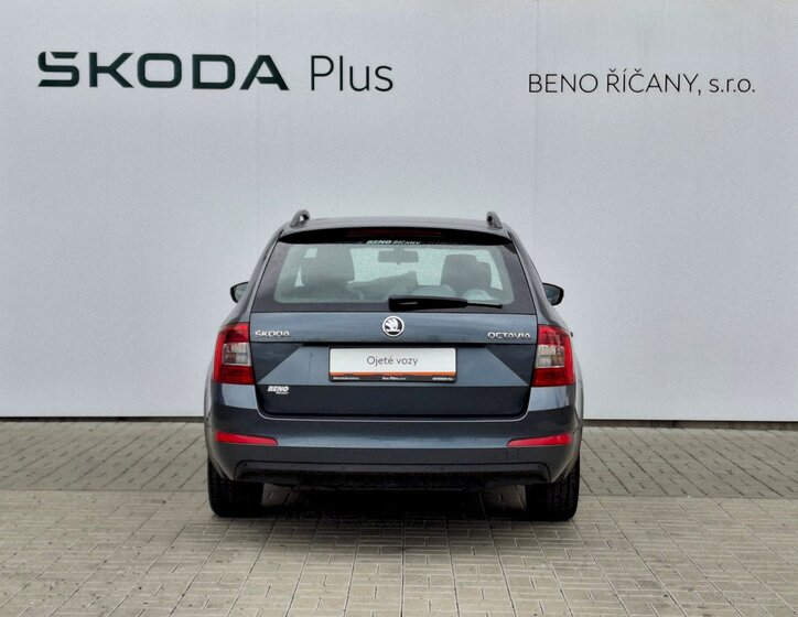 Škoda Octavia Kombi 1,6 l 77 kw