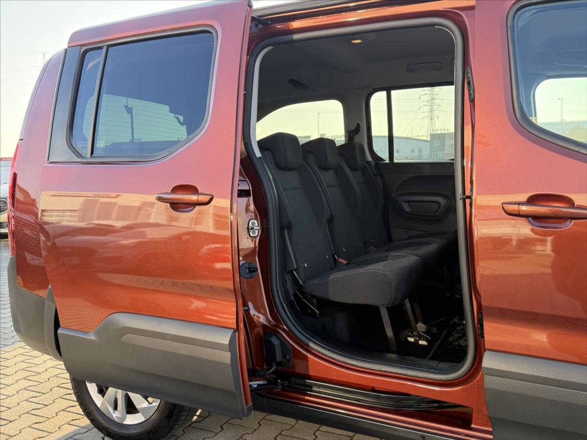 Peugeot Rifter MPV 1,5 l 96 kw