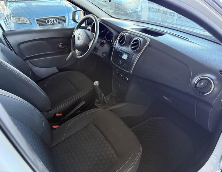 Dacia Sandero Hatchback 898,0 66 kw