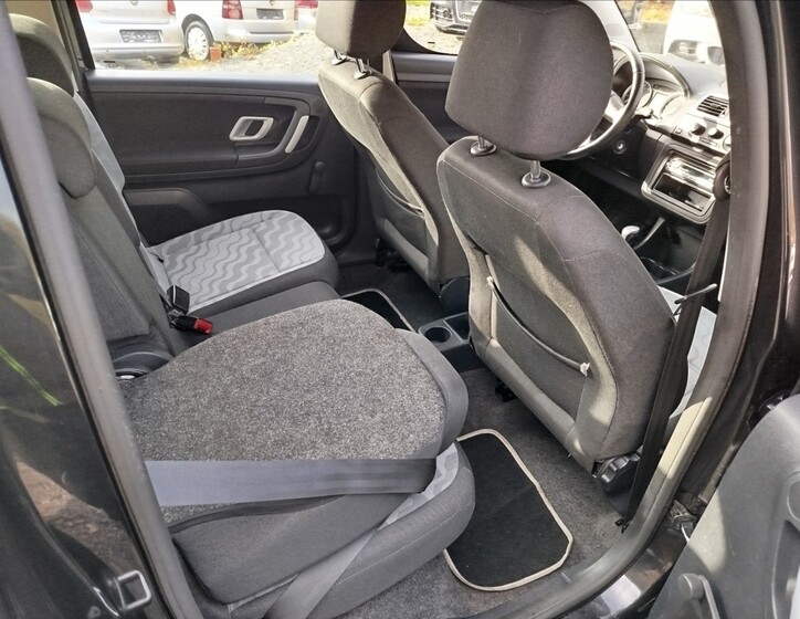 Škoda Roomster 29