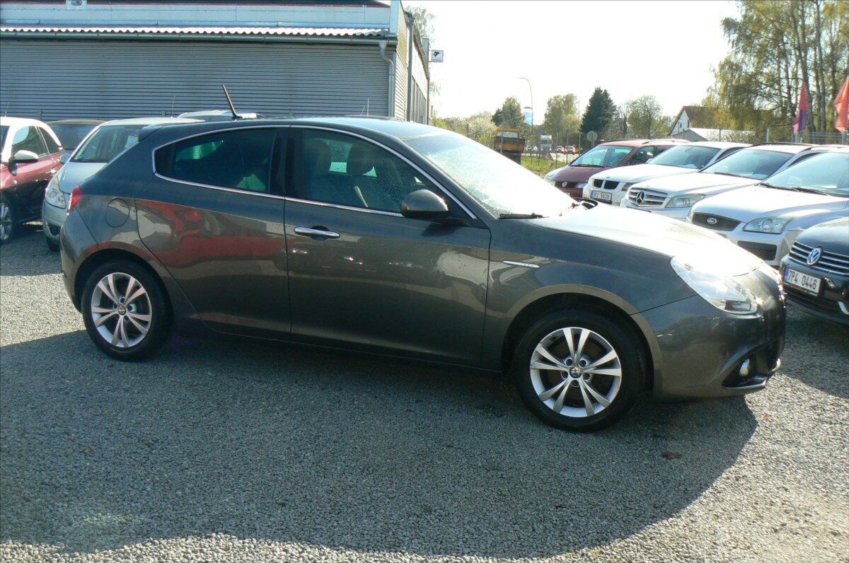 Alfa Romeo Giulietta Hatchback 2,0 l 110 kw