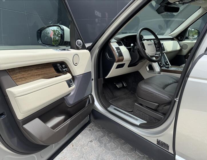 Land Rover Range Rover 10