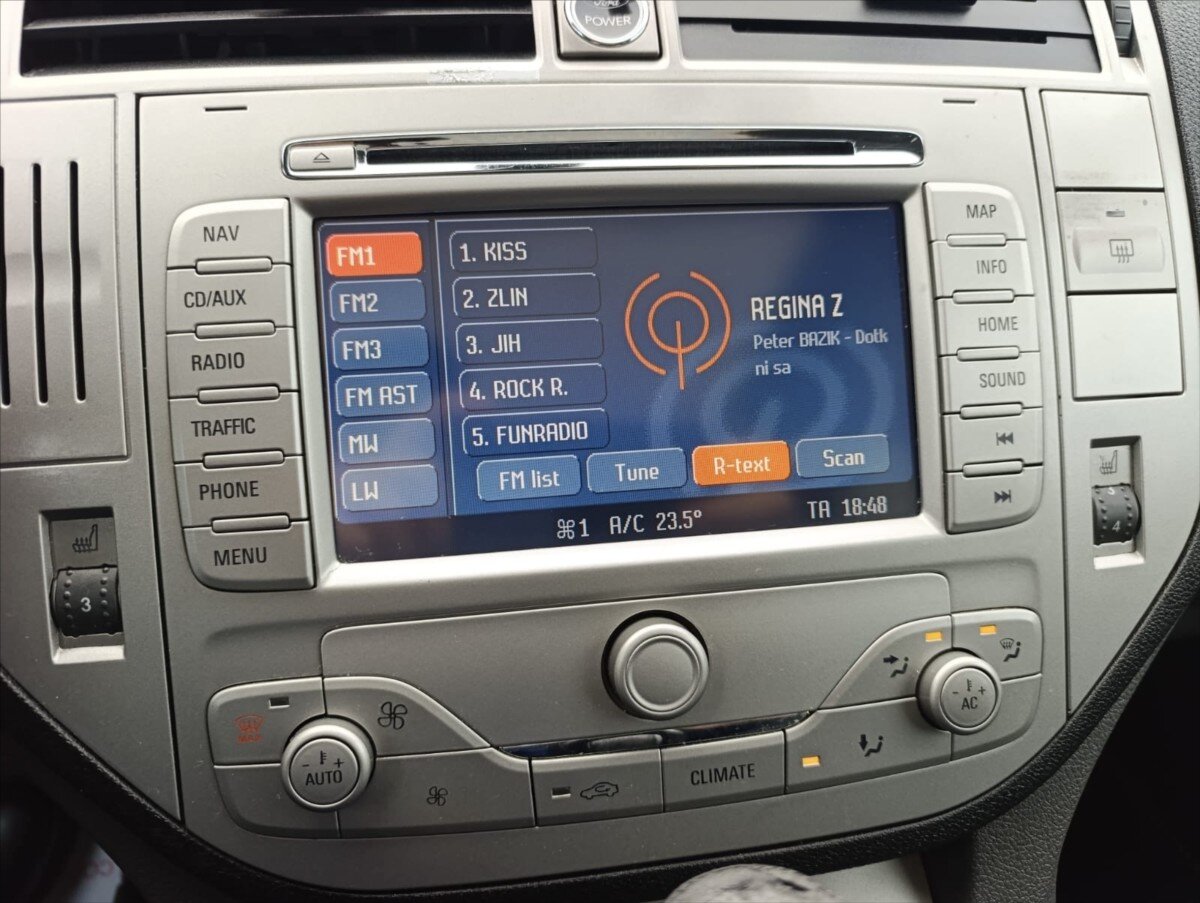 Ford Kuga SUV 2,0 l 120 kw