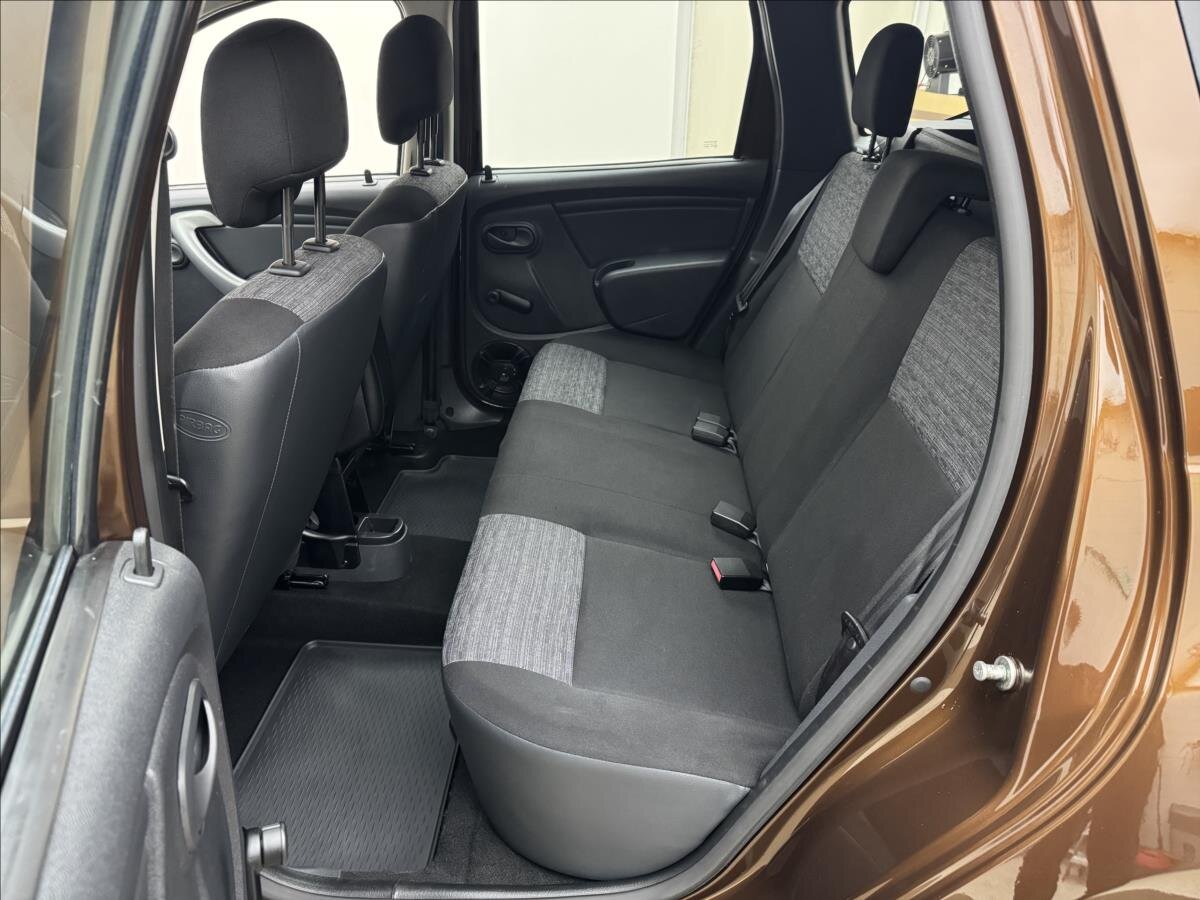 Dacia Duster SUV / Terénní 1,6 l 77 kw