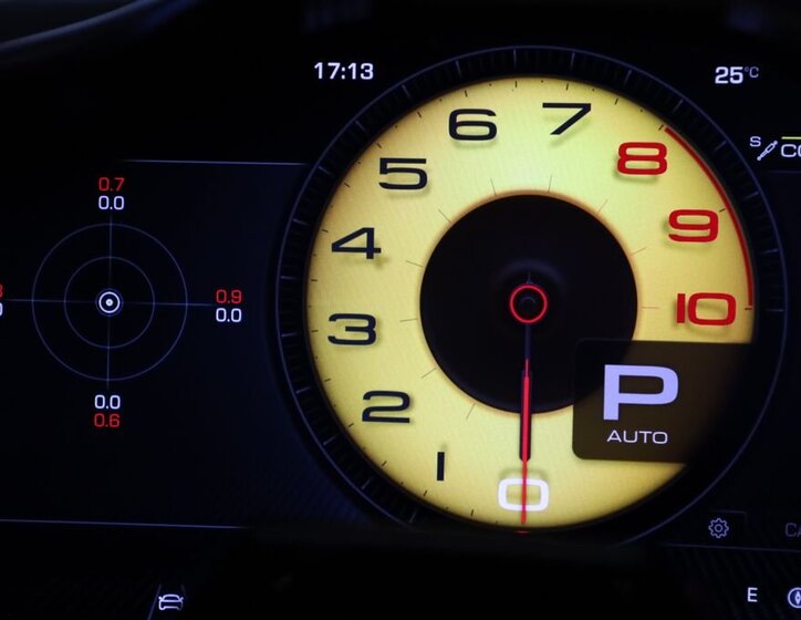 Ferrari Ostatní SUV / Terénní 6,5 l 533 kw