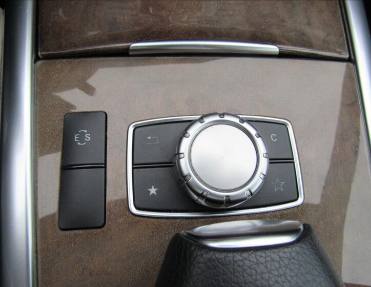 Mercedes-Benz Třídy E 21