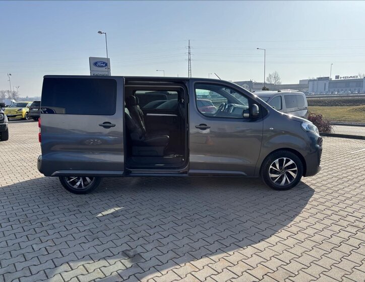 Citroën SpaceTourer MPV 2,0 l 130 kw