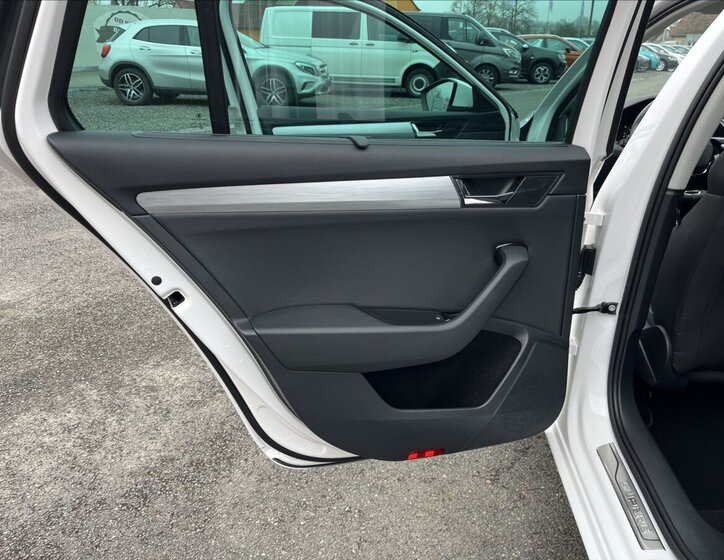 Škoda Superb Kombi 2,0 l 110 kw