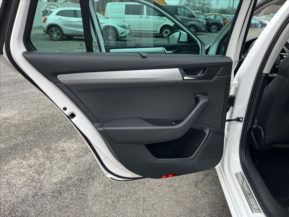 Škoda Superb Kombi 2,0 l 110 kw