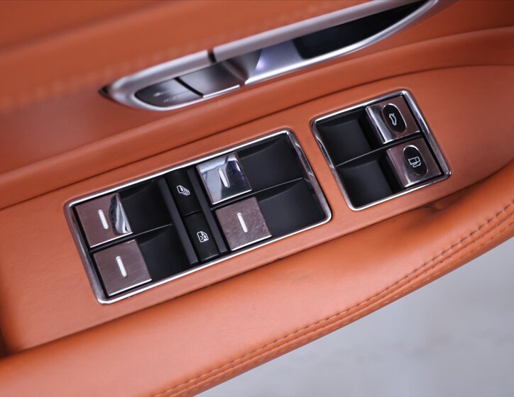 Bentley Continental GT Kupé 6,0 l 412 kw