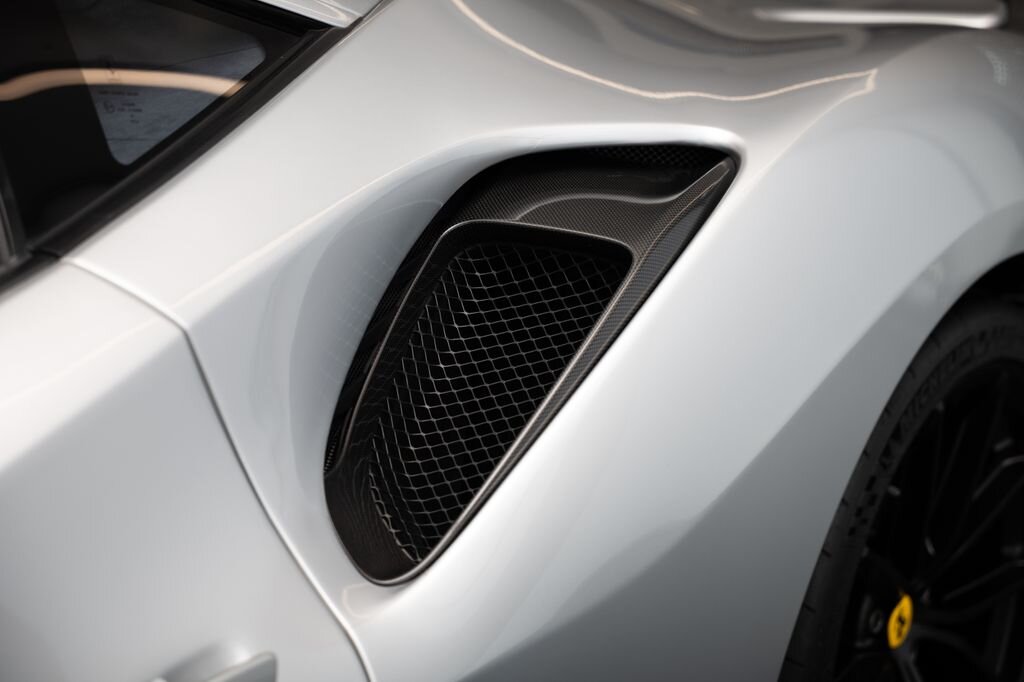 Ferrari 488 Kupé 3,9 l 530 kw