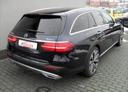 Mercedes-Benz Třídy E Kombi 3,0 l 190 kw