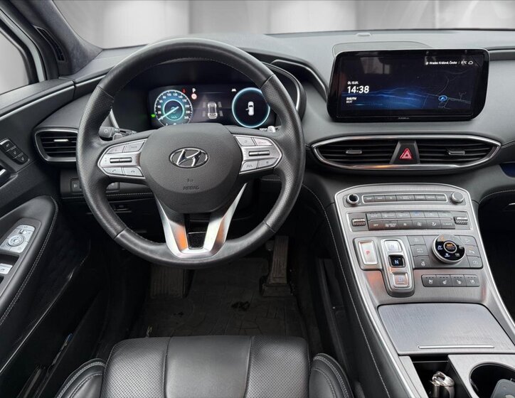 Hyundai Santa Fe SUV / Terénní 1,6 l 195 kw