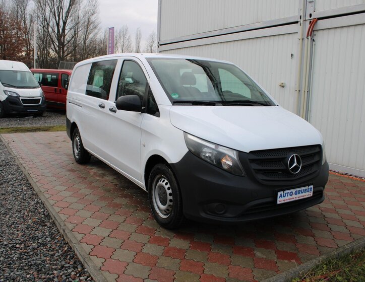 Mercedes-Benz Vito 2