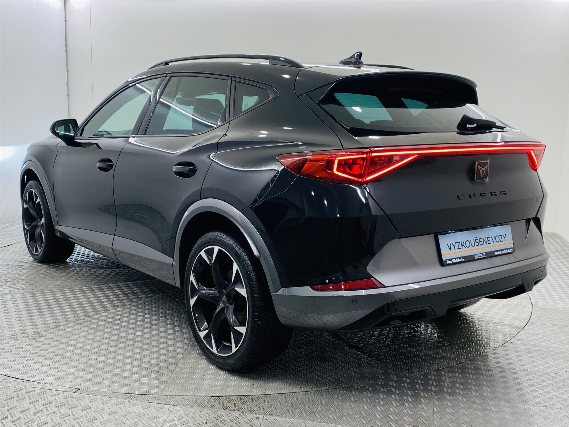 Cupra Formentor SUV / Terénní 2,0 l 110 kw