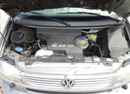 Volkswagen Caravelle 23