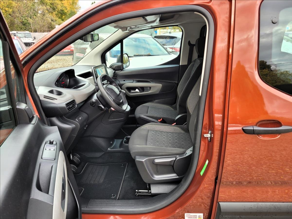 Peugeot Rifter MPV 1,5 l 75 kw