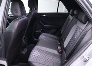 Volkswagen T-Roc SUV / Terénní 2,0 l 110 kw