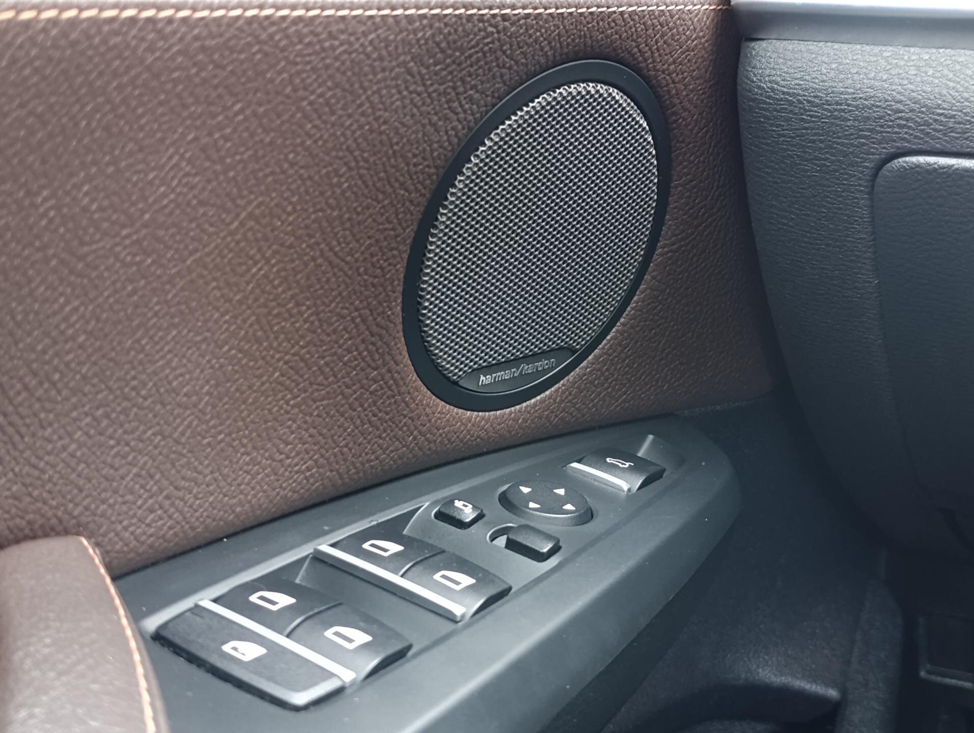 BMW X3 SUV / Terénní 3,0 l 230 kw