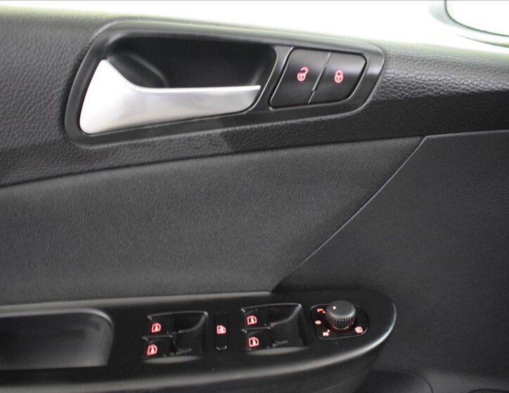 Volkswagen Passat Kombi 2,0 l 81 kw