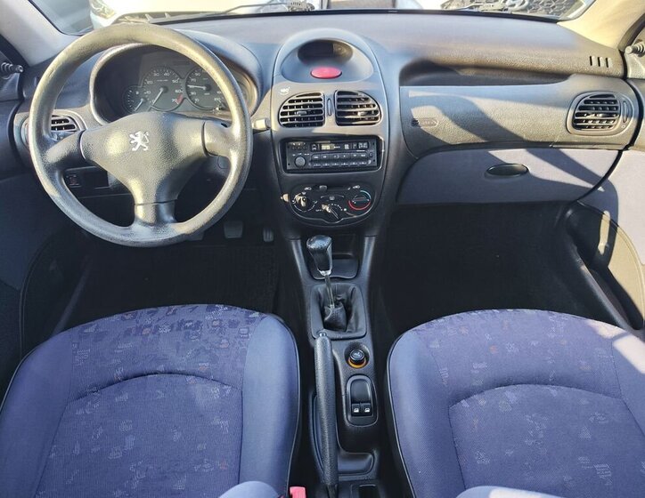 Peugeot 206 Hatchback 1,1 l 44 kw