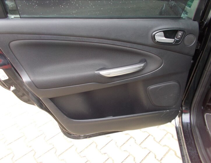 Ford Galaxy MPV 2,0 l 103 kw