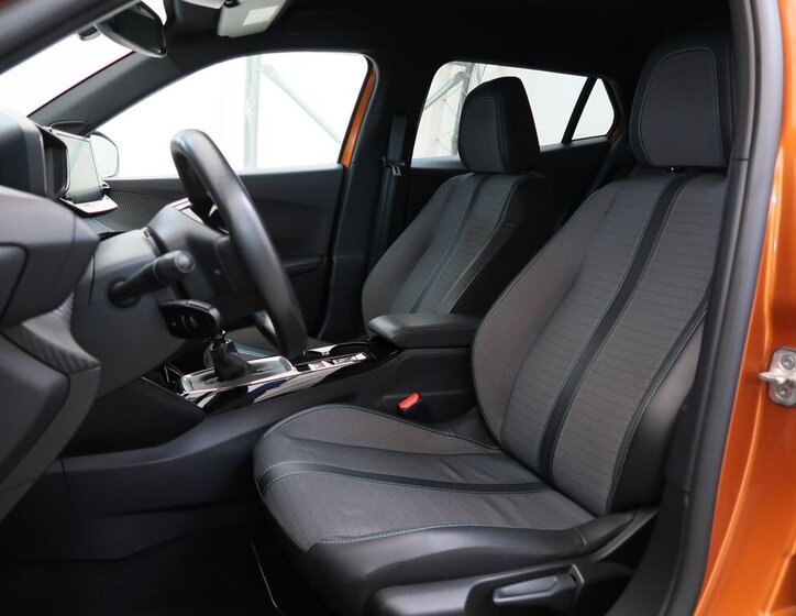 Peugeot 2008 SUV 1,2 l 74 kw