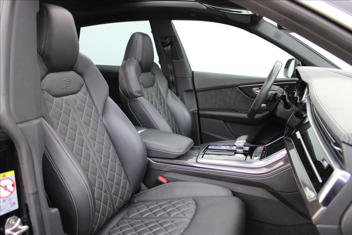 Audi SQ8