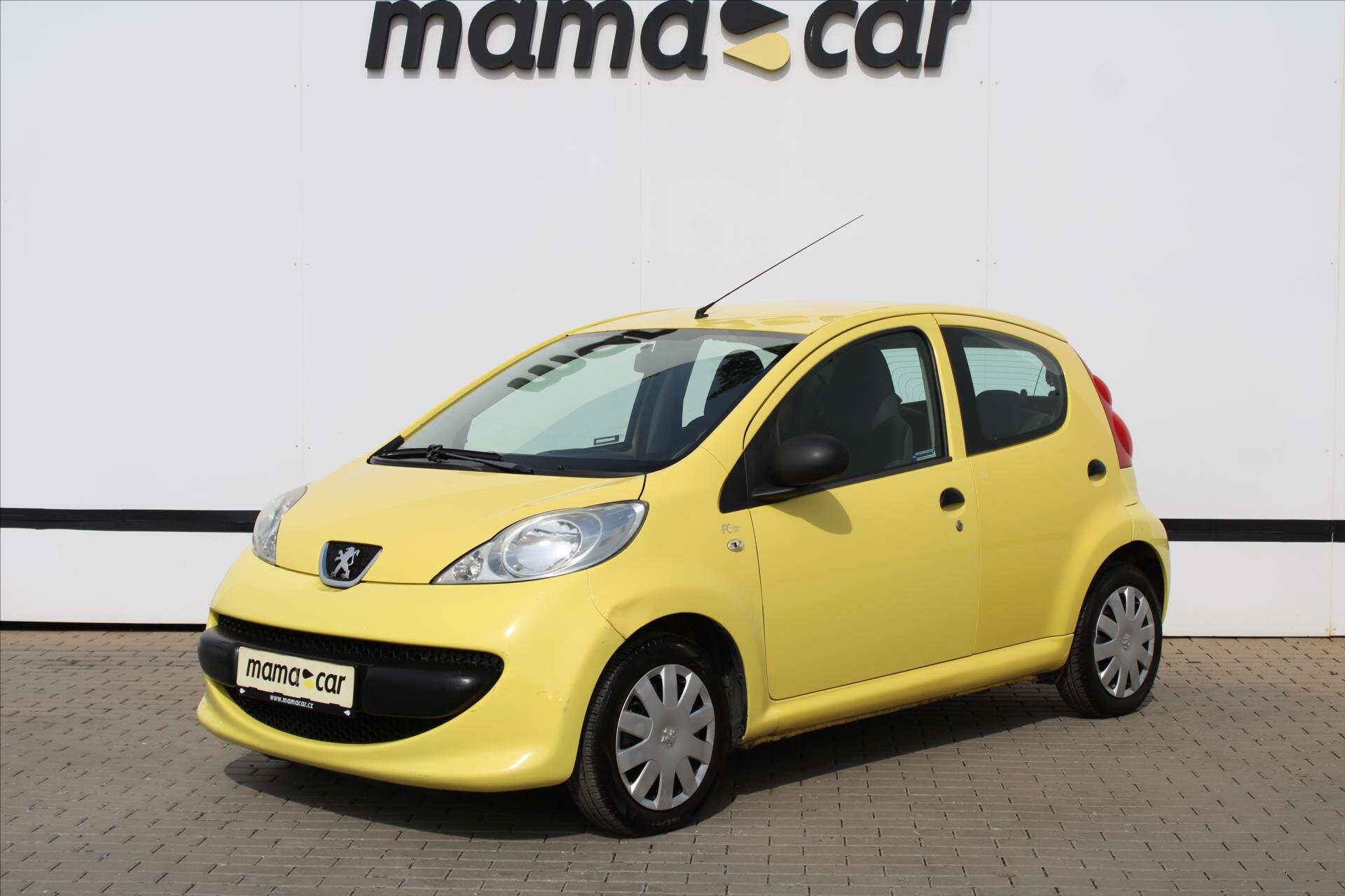 Peugeot 107 Hatchback 998,0 50 kw