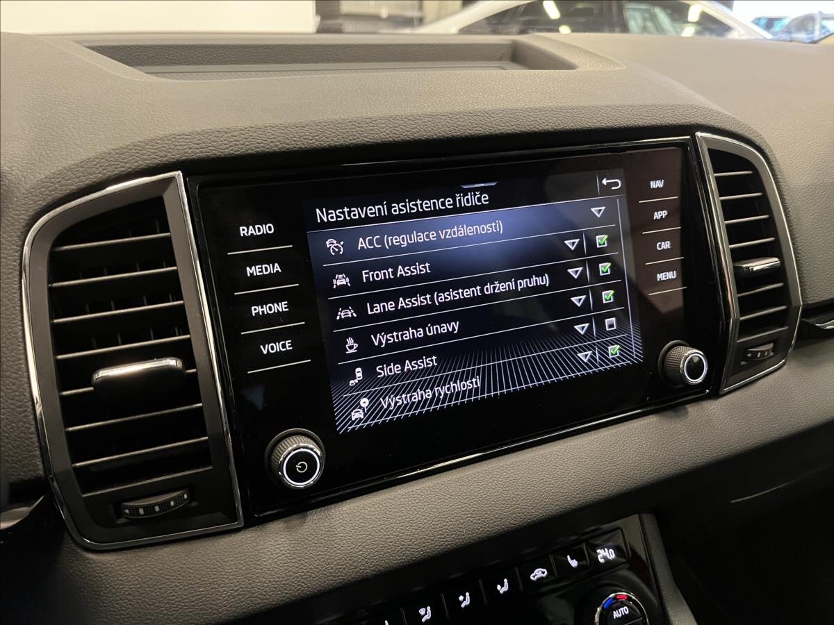 Škoda Karoq SUV / Terénní 2,0 l 110 kw