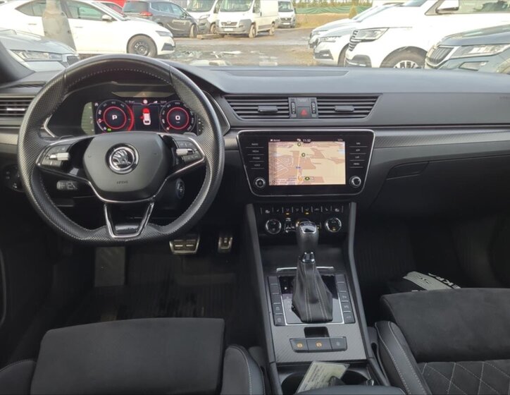 Škoda Superb Kombi 2,0 l 110 kw