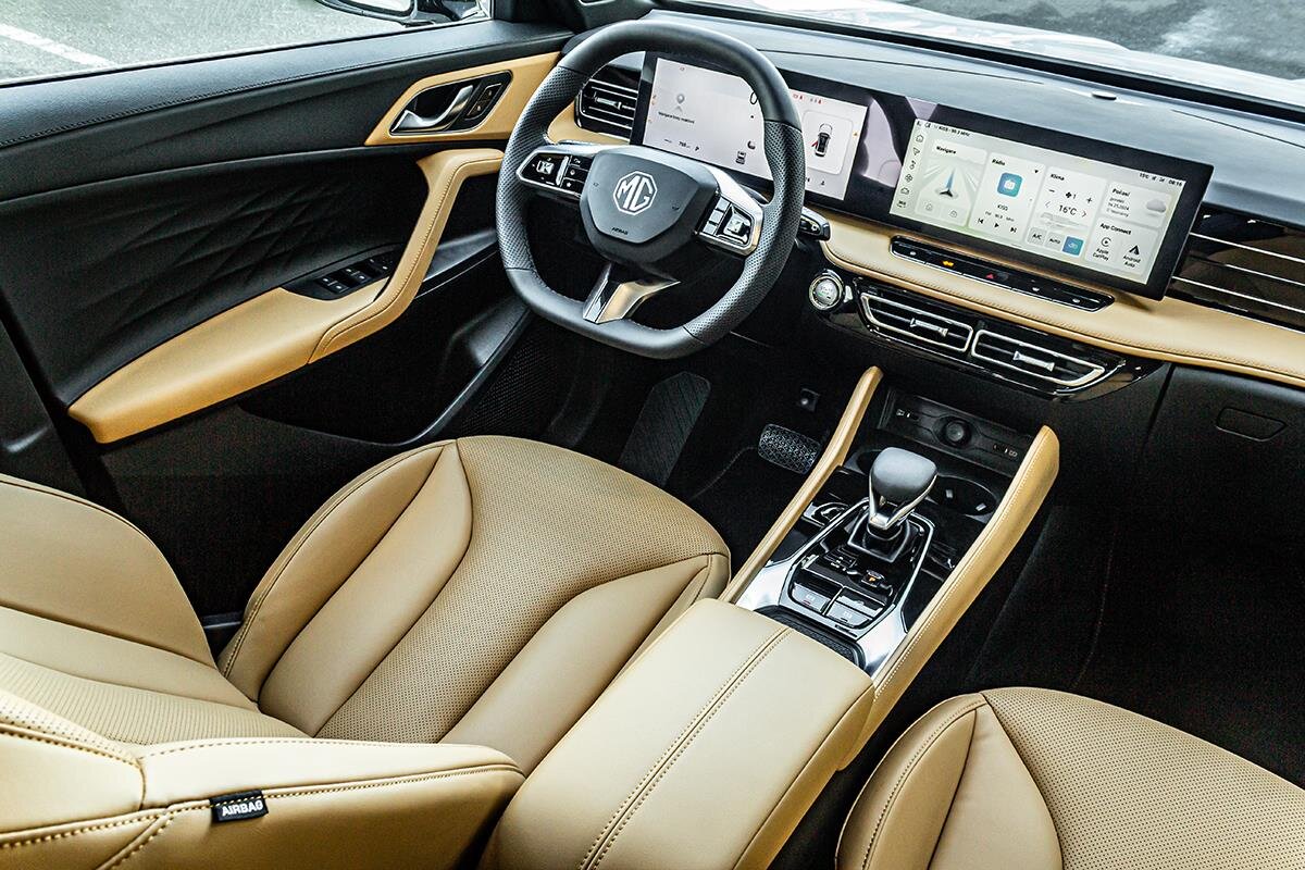 MG HS SUV 1,5 l 125 kw