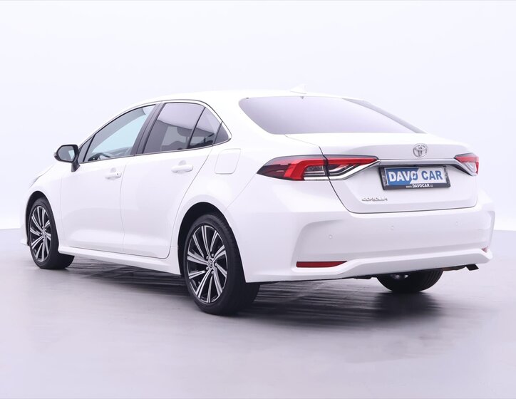 Toyota Corolla Sedan / Limuzína 1,5 l 92 kw