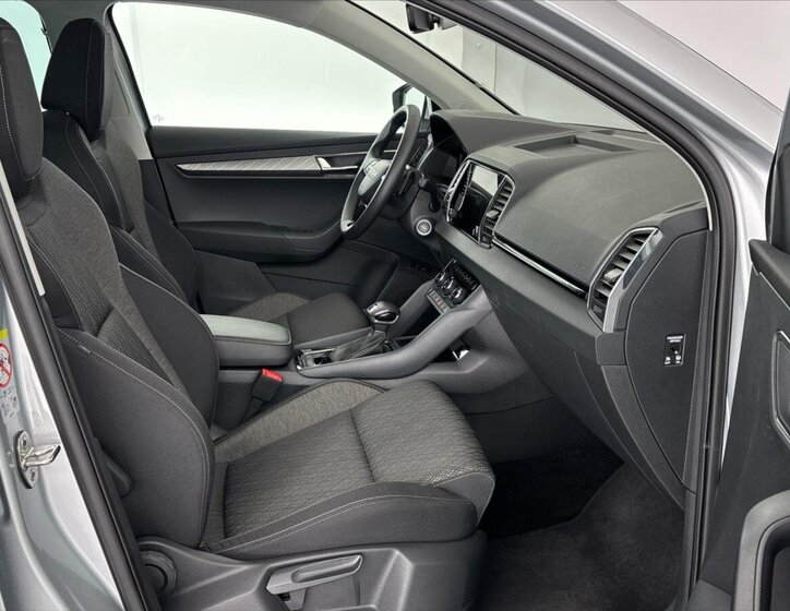 Škoda Karoq SUV / Terénní 1,5 l 110 kw