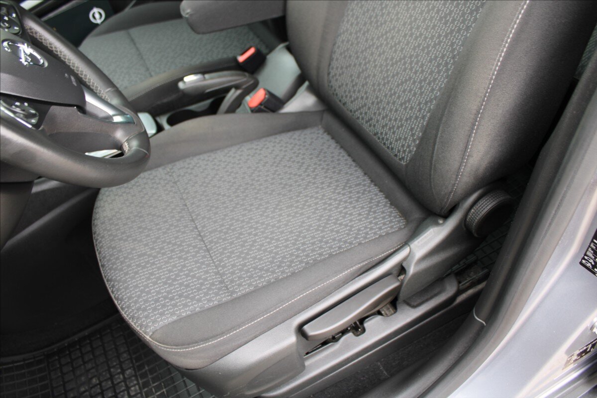 Opel Crossland SUV / Terénní 1,2 l 96 kw