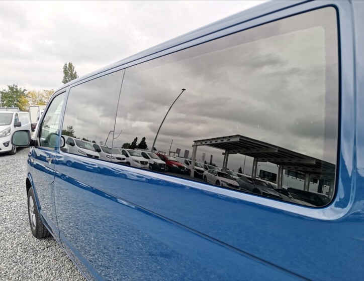 Volkswagen Transporter 22