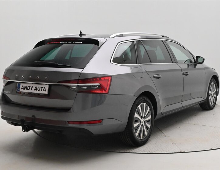 Škoda Superb Kombi 2,0 l 147 kw