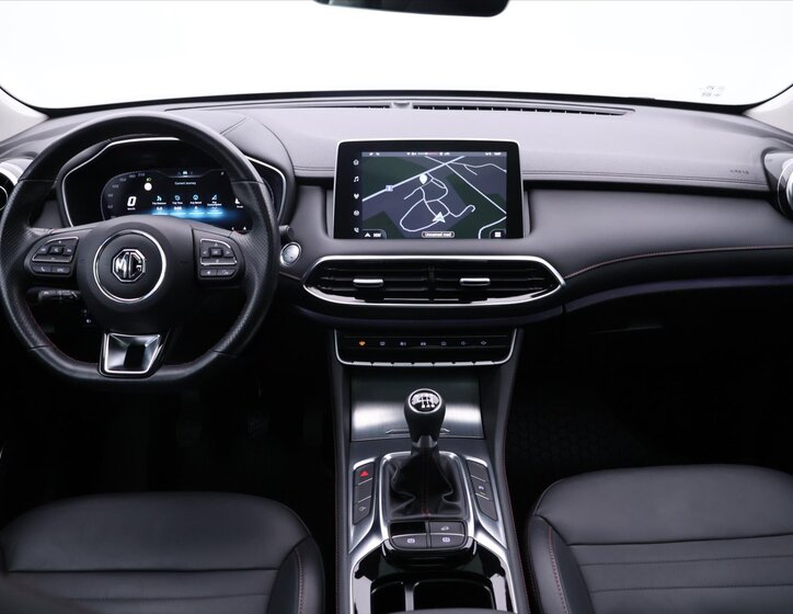 MG HS SUV / Terénní 1,5 l 119 kw