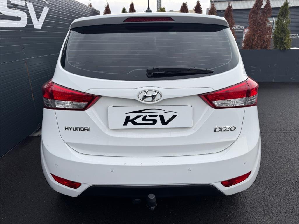 Hyundai ix20 MPV 1,4 l 66 kw