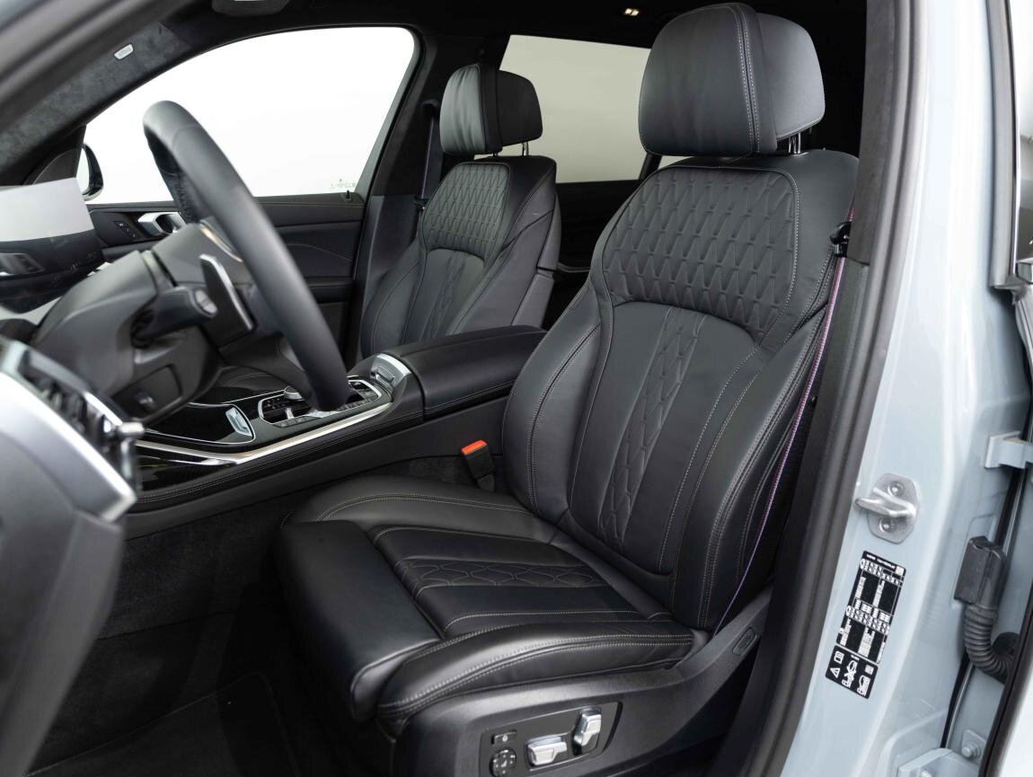 BMW X7 SUV / Terénní 3,0 l 280 kw