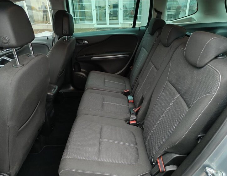 Opel Zafira MPV 1,6 l 125 kw