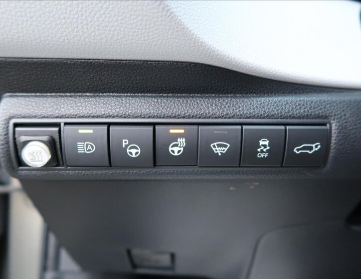 Toyota Corolla Kombi 2,0 l 132 kw