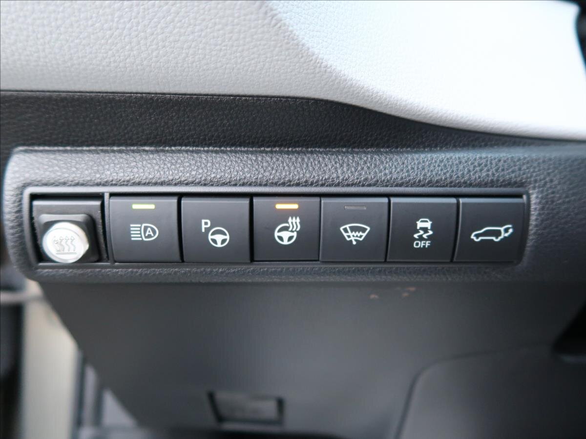 Toyota Corolla Kombi 2,0 l 132 kw