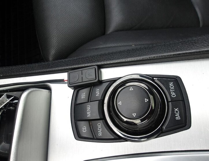 BMW Řada 7 Sedan / Limuzína 3,0 l 180 kw