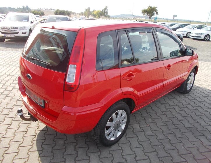 Ford Fusion Kombi 1,4 l 59 kw