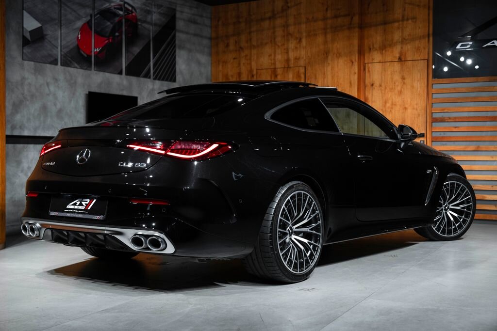 Mercedes-Benz Ostatní Kupé 3,0 l 330 kw